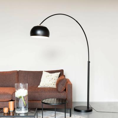 Zuiver Verstelbare Vloerlamp 'Metal' 190-205cm, kleur Zwart Zuiver Verstelbare Vloerlamp 'Metal' 190-205cm, kleur Zwart