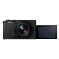 Panasonic Lumix S9 Jet Black + Lumix S 18-40mm F/4.5-6.3 - thumbnail