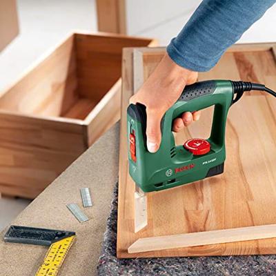 Bosch Home and Garden PTK 14 EDT 0603265500 Elektrisch nietpistool Type niet Type 53 Lengte nieten 6 - 14 mm Incl. opbergbox Bosch Home and Garden PTK 14 EDT 0603265500 Elektrisch nietpistool Type niet Type 53 Lengte nieten 6 - 14 mm Incl. opbergbox