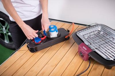 Camping Verdeelkast met stekker / stroomverdeler 16A voor camping en permanent gebruik buitenshuis IP44 (caravan-stroomverdeler 1,50 m kabel in oranje)