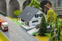 Faller 130640 H0 Saneerde eengezinswoning - thumbnail