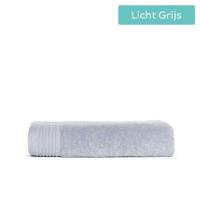 The One Badhanddoek 450 gram 70x140 Licht grijs - thumbnail