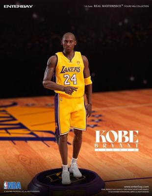 NBA Collection Real Masterpiece Actionfigur 1/6 Kobe Bryant 242010 Limited Edtition 30 cm NBA Collection Real Masterpiece Actionfigur 1/6 Kobe Bryant 242010 Limited Edtition 30 cm