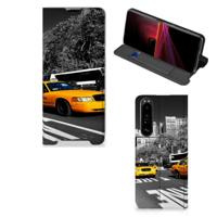 Sony Xperia 1 III | Book Cover | New York Taxi - thumbnail