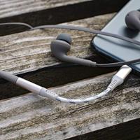 Boompods Audioline Lightning naar 3,5 mm hoofdtelefoonaansluiting adapter - MFI-gecertificeerde iPhone Lightning-kabel naar Aux-adapter, duurzame 10,8 cm gevlochten kabel, connector voor bedrade - thumbnail