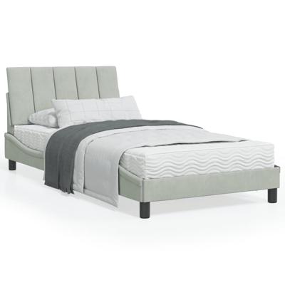 Bed met matras fluweel lichtgrijs 120x200 cm - thumbnail