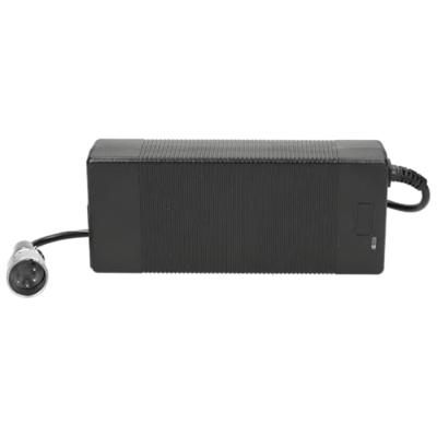 Van Beijck acculader xlr 4-pins neutrik o.a. 36 volt / 2 ah