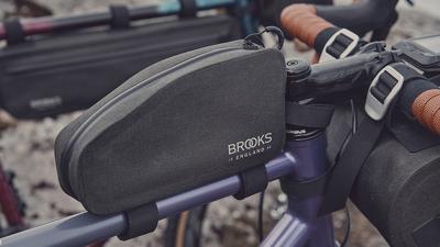 BROOKS Scape top tube bag (0,9l) - mud green