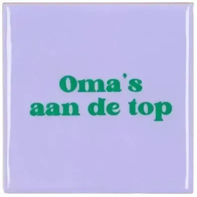 Daan Kromhout Design tegeltje keramiek oma's aan de top 10x10cm paars