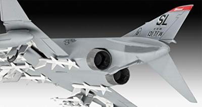 Revell 1/72 F-4 Phantom - Easy Click Revell 1/72 F-4 Phantom - Easy Click