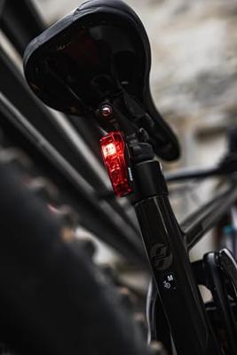 Osram Automotive RACE 80 SET Fietsverlichtingsset LED werkt op een accu Zwart Osram Automotive RACE 80 SET Fietsverlichtingsset LED werkt op een accu Zwart