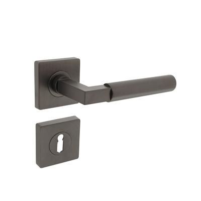Deurkruk Baustil op vierkante rozet met nokken 55x55x10mm en sleutelplaatjes antraciet-grijs