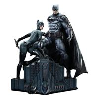 DC Comics Ultimate Premium Masterline Series Statue 1/4 Batman & Catwoman (Concept Design by Clay Mann) Bonus Version 56 cm - thumbnail