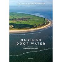 Omringd door water (Hardback) - thumbnail