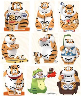 I Am Not Fat Tiger Roaring Love Series Mini Figures 9 cm Display (8)