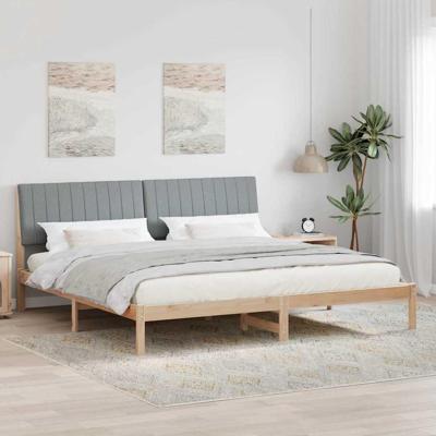 Bedframe met hoofdeinde Bruin 200 x 200 cm Massief grenenhout