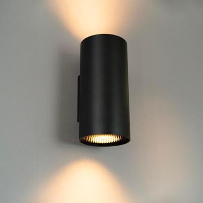 Giove nova by LUSENZ - Up and downlight met karakter - Cilindervormige wandlamp met een mat zwarte coating