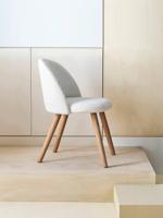 Kinderstoel van imitatiebont ivoor - thumbnail