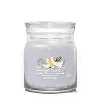Yankee Candle smoked vanilla & cashmere signature medium jar - thumbnail
