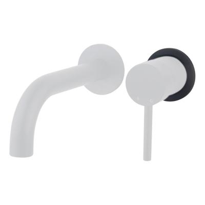 Wiesbaden Caral Zwart schuifrozet inbouw mengkraan 75 mm messing zwart mat Wiesbaden Caral Zwart schuifrozet inbouw mengkraan 75 mm messing zwart mat