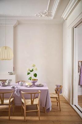 Pip Studio Stripes Tafelkleed Lila 160x250cm Pip Studio Stripes Tafelkleed Lila 160x250cm