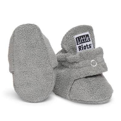 Little Riots slofjes grijs Fleece-0-3 mnd (9 cm) Little Riots slofjes grijs Fleece-0-3 mnd (9 cm)