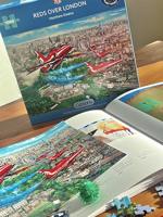 Reds Over London Puzzel 1000 Stukjes - thumbnail