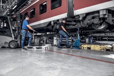 uvex 2 trend 6937345 Lage veiligheidsschoenen S1P Schoenmaat (EU): 45 Blauw, Zwart 1 paar uvex 2 trend 6937345 Lage veiligheidsschoenen S1P Schoenmaat (EU): 45 Blauw, Zwart 1 paar