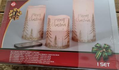 LED kaarsen/stompkaarsen met bewegende vlam en afstandsbediening - Merry Christmas - set van 3 LED kaarsen/stompkaarsen met bewegende vlam en afstandsbediening - Merry Christmas - set van 3