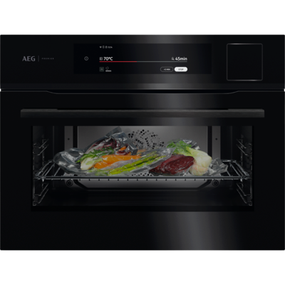 AEG 9000 ProAssist met SteamPro - Combi hetelucht- en stoomoven CS9900B AEG 9000 ProAssist met SteamPro - Combi hetelucht- en stoomoven CS9900B