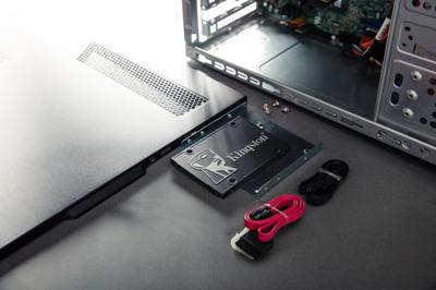 Hard Drive Kingston SKC600 2,5" SSD SATA III Inhoud 512 GB - thumbnail