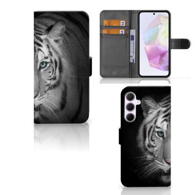 Samsung Galaxy A35 | Telefoonhoesje | Met pasjeshouder | Tijger