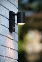 Lucide ARNE-LED IR - Wandspot / Wandlamp Binnen/Buiten - Ø 6,3 cm - LED - GU10 - 1x5W 2700K - IP44 - Beweging & dag/nacht sensor - Zwart - thumbnail