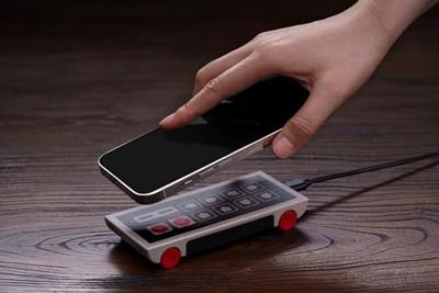8BitDo N30 Wireless Mobile Charger - NES