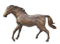 BRONZEN BEELD VAN EEN RENNEND PAARD - thumbnail