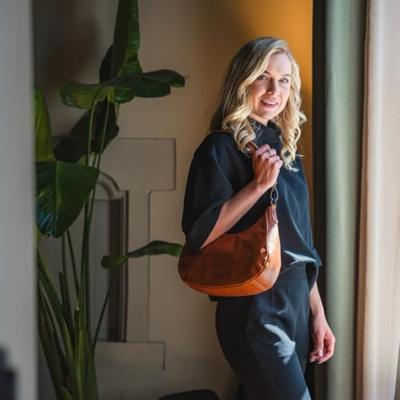 The Chesterfield Brand shoulder bag Alexandria-Cognac