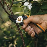 Fiskars 1057165 Solid™ P361 Tuinschaar 201 mm - thumbnail