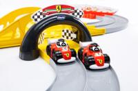 Chicco Racebaan Ferrari Junior 140 X 60 Cm Rood 11-delig - thumbnail
