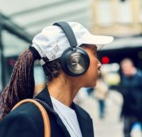 DALI IO-8 over-the-ear draadloze/bekabelde hifi-hoofdtelefoon met ANC, Bluetooth AptX en gepatenteerde SMC-drivertechnologie, 35 uur batterijduur - (ijzerzwart) - thumbnail