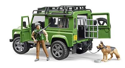 Land Rover Defender Station Wagon met boswachter en hond van Bruder