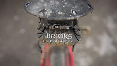BROOKS zadeltas scape roll mud green