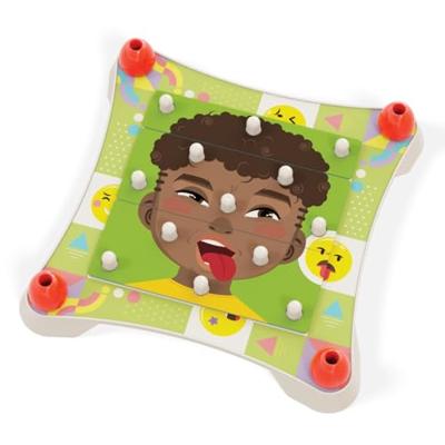 Quercetti maak een gezicht puzzel, 12dlg. Quercetti maak een gezicht puzzel, 12dlg.