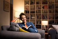 OSRAM HOMELIGHTING 4058075428287 LED-lamp Energielabel F (A - G) E27 Ballon 10 W = 75 W Warmwit Niet dimbaar, Incl. daglichtsensor 1 stuk(s) - thumbnail