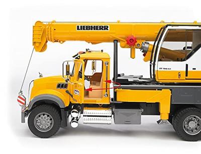 bruder MACK Granite Liebherr Kraanwagen modelvoertuig - thumbnail