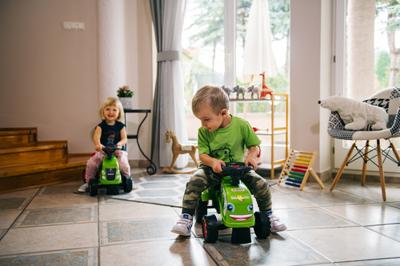 Falk claas looptractor groen Falk claas looptractor groen