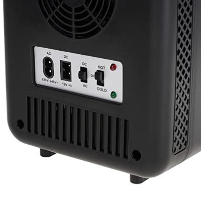 Minikoelkast van Adler AD 8084