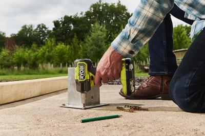 Ryobi RIW18CBL-0 | ONE+ 18V Brushless Accu Slagmoersleutel (excl. accu) - 5133006492 Ryobi RIW18CBL-0 | ONE+ 18V Brushless Accu Slagmoersleutel (excl. accu) - 5133006492