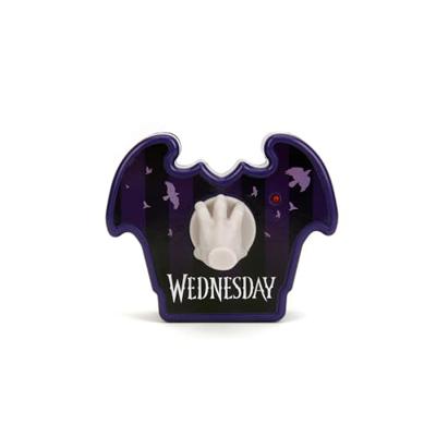 Wednesday Thing op afstand bestuurbare auto - thumbnail
