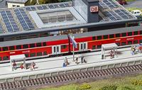 Faller 120202 H0 Modern DB perron met toebehoren - thumbnail