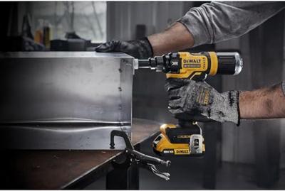 DeWALT DCF403NT Accu blindklinknageltang 18V XR Basic Body in TSTAK